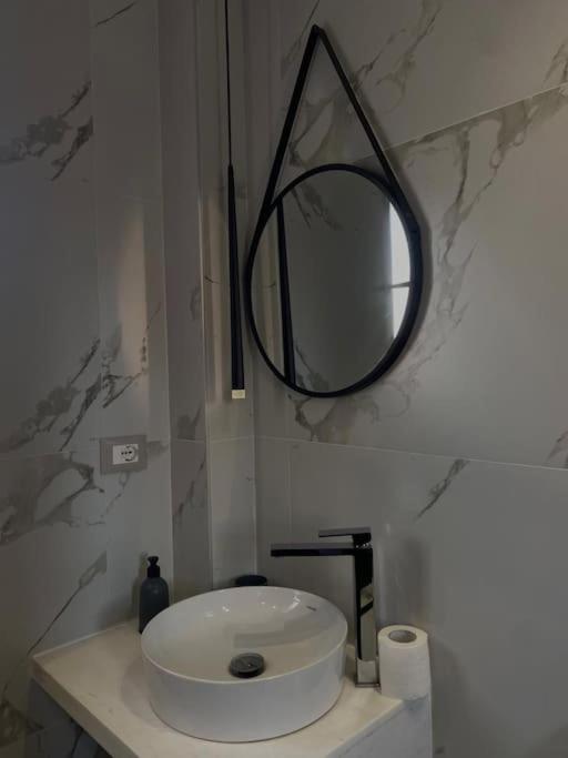 Tirana Elegant Apartment Luaran gambar