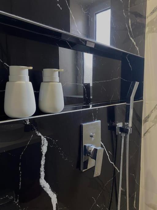 Tirana Elegant Apartment Luaran gambar